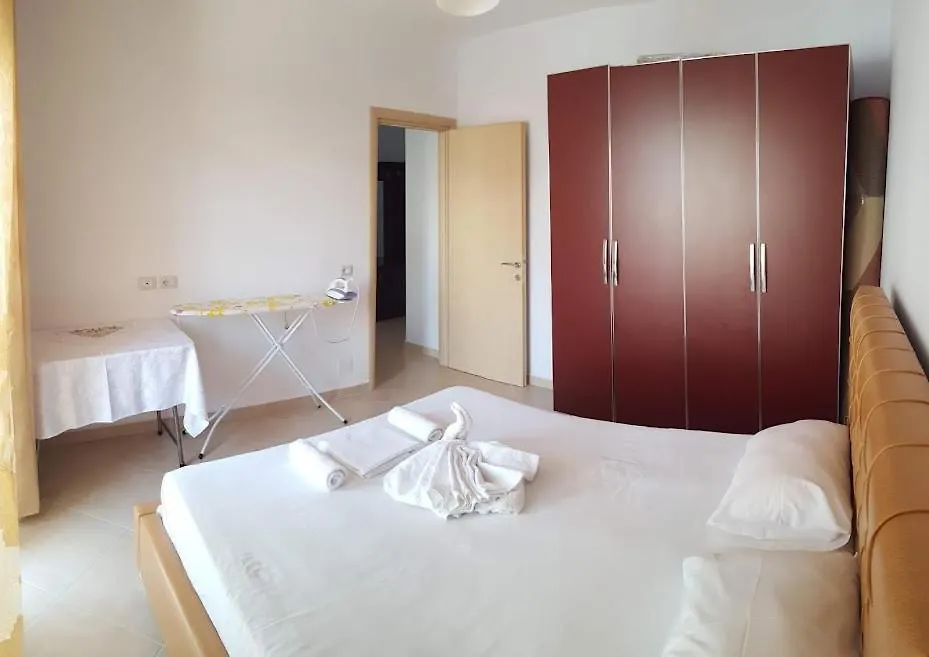 Sarrande, Big One Bedroom Apartment At The Center Sarandë
